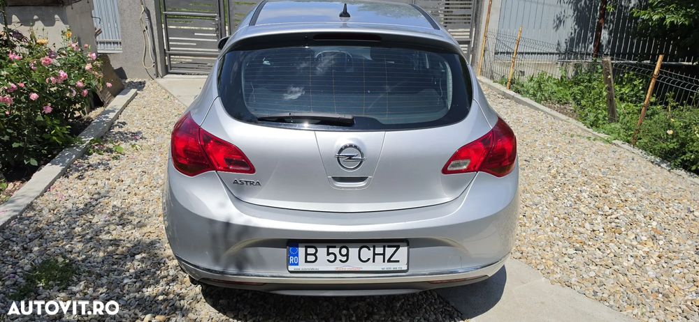 Opel Astra 1.6 - 10