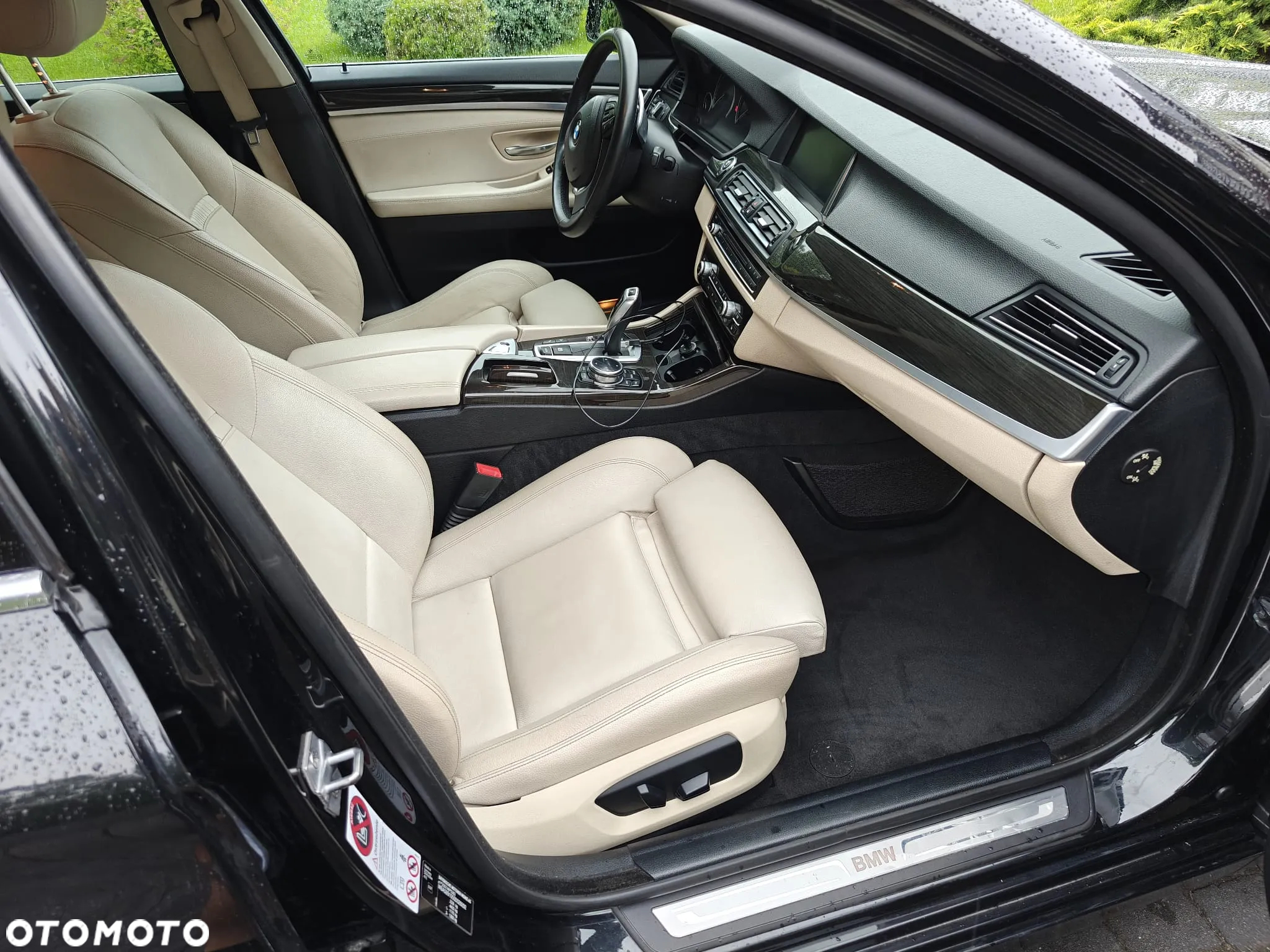 BMW Seria 5 520d xDrive Luxury Line - 10