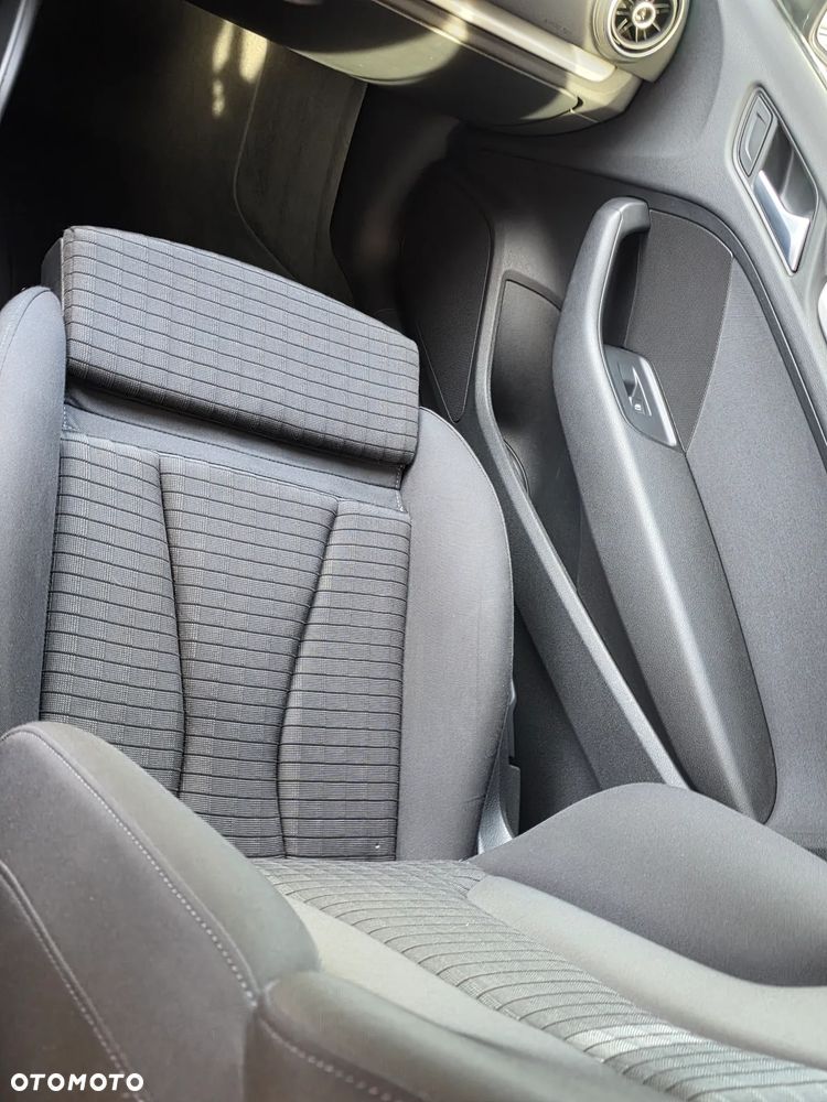 Audi A3 3-drzwiowe 1.4 TFSI S line Sportpaket - 20