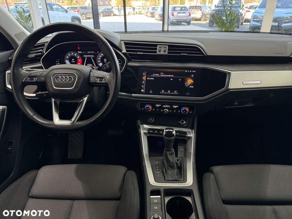 Audi Q3 Sportback - 14