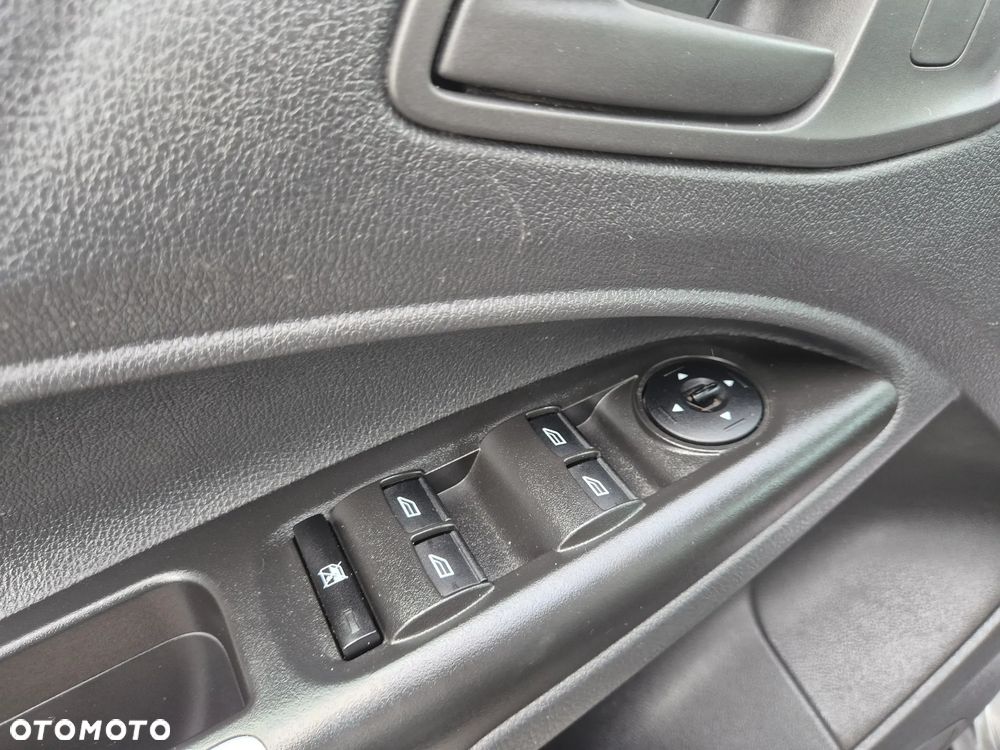 Ford Tourneo Connect Grand 1.6 TDCi Titanium - 36