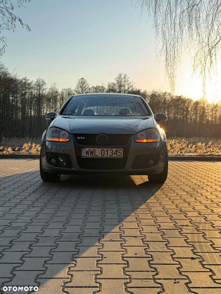 Volkswagen Golf - 14