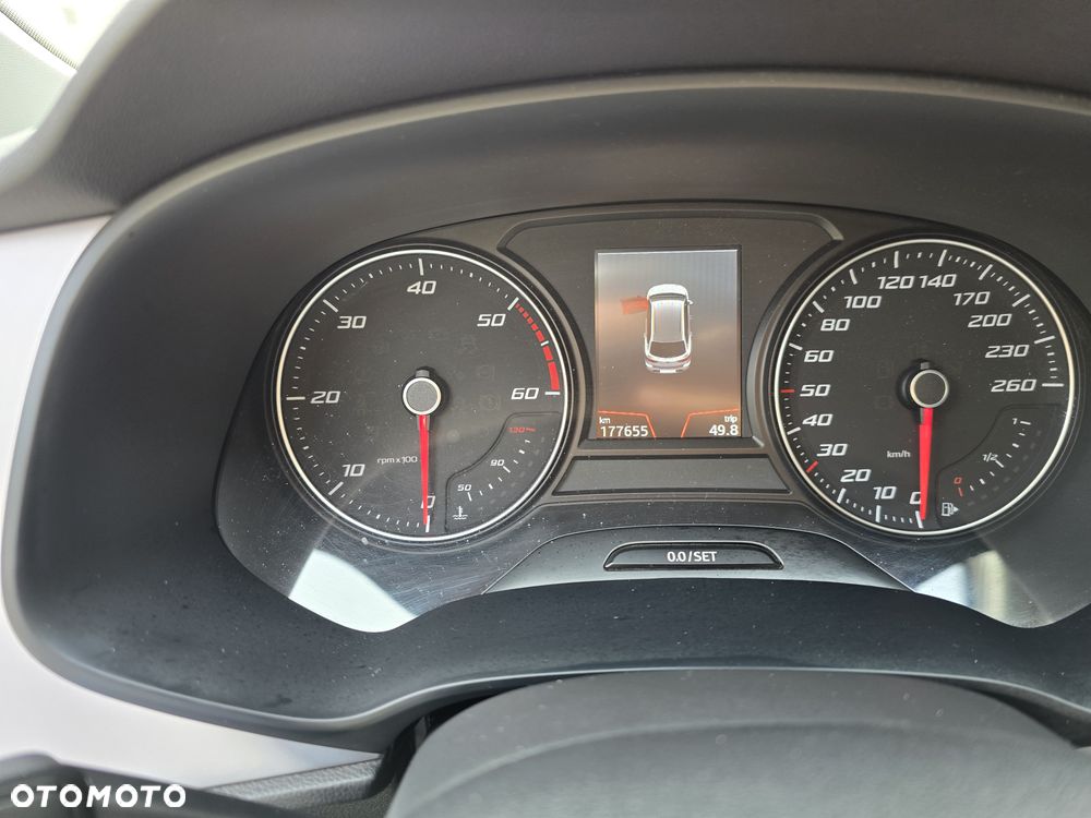 Seat Leon 2.0 TDI DPF Start&Stop DSG XCELLENCE - 10