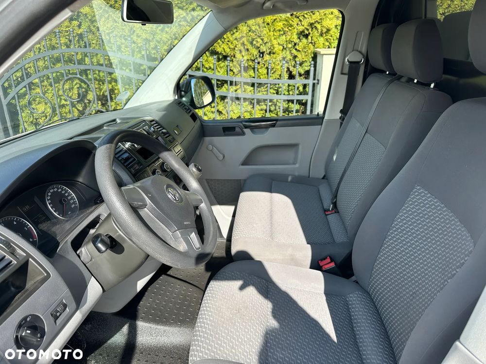 Volkswagen Transporter T5 - 13