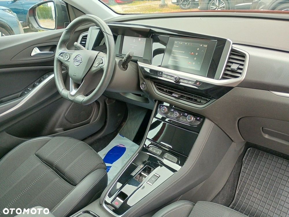 Opel Grandland 1.2 T Business Elegance S&S - 15