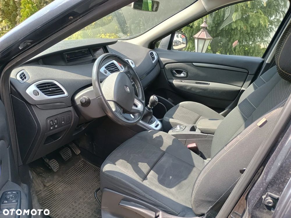 Renault Scenic dCi 130 FAP Luxe - 18