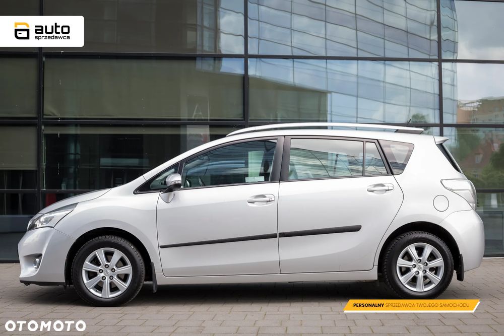 Toyota Verso 1.8 Premium 7os - 10