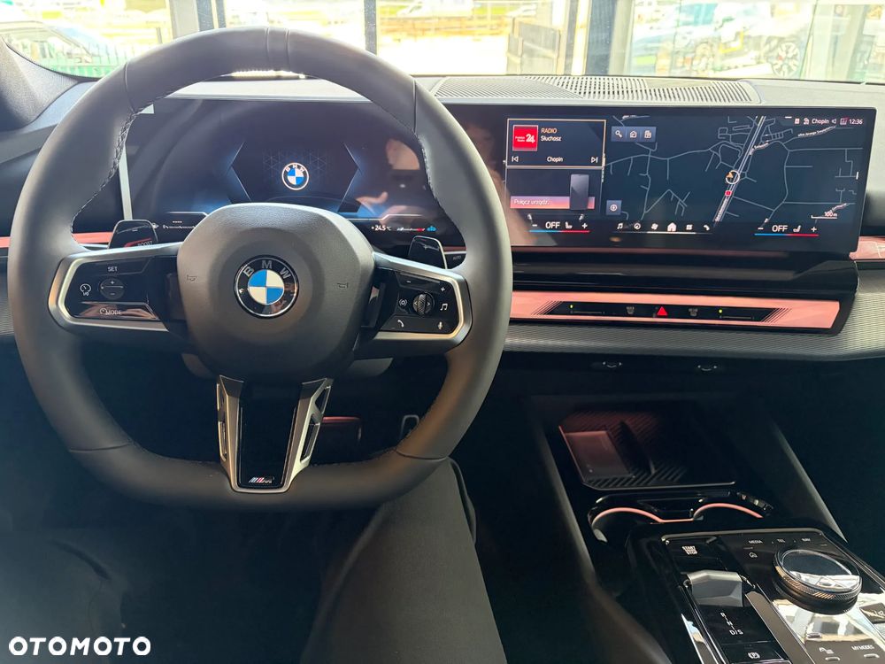 BMW Seria 5 520i mHEV M Sport - 16