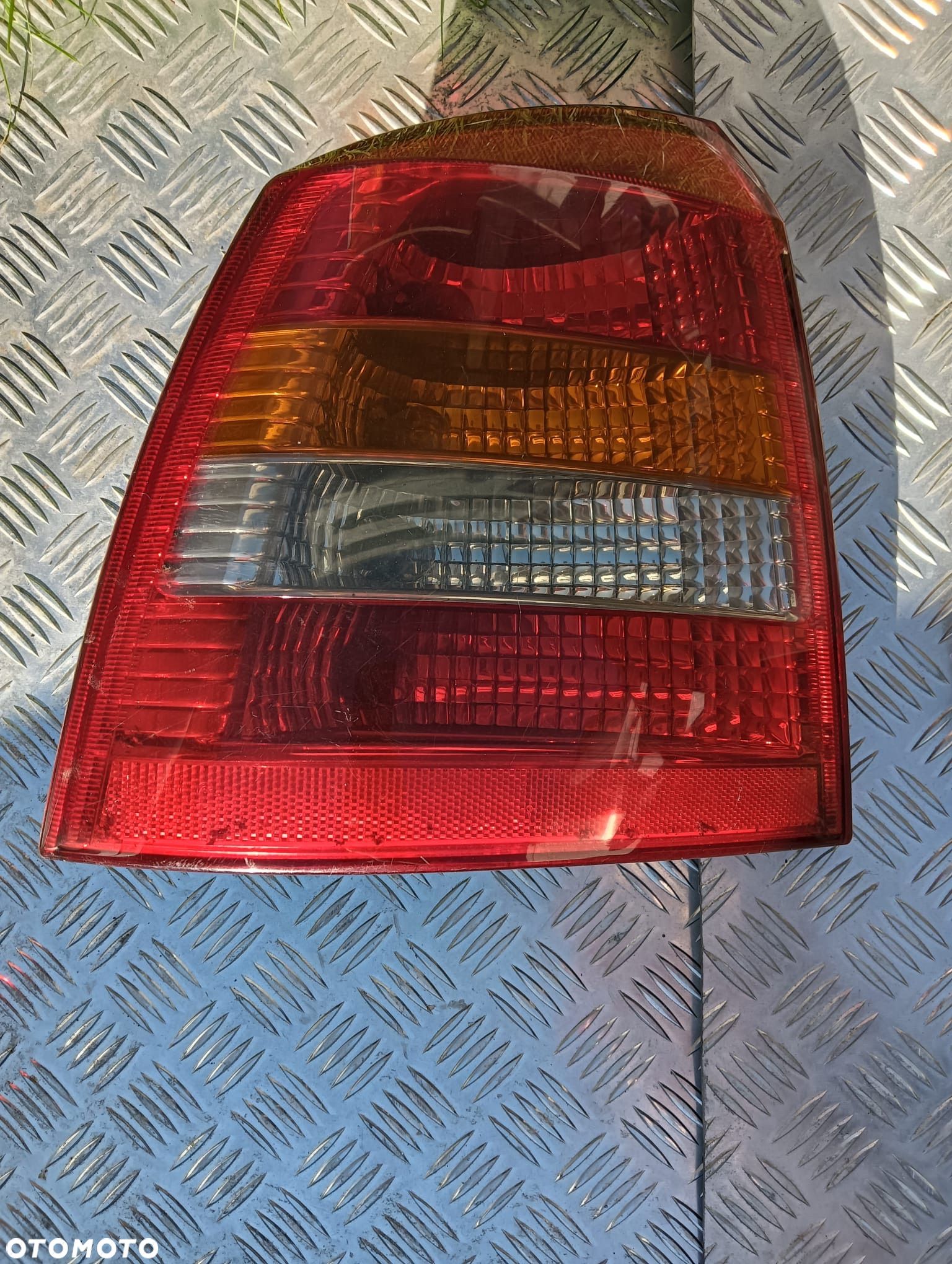 Lampa lewy i prawy tył Opel Astra G II HB - 1