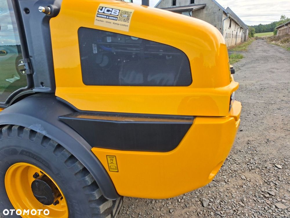 JCB 409 Sv - 36