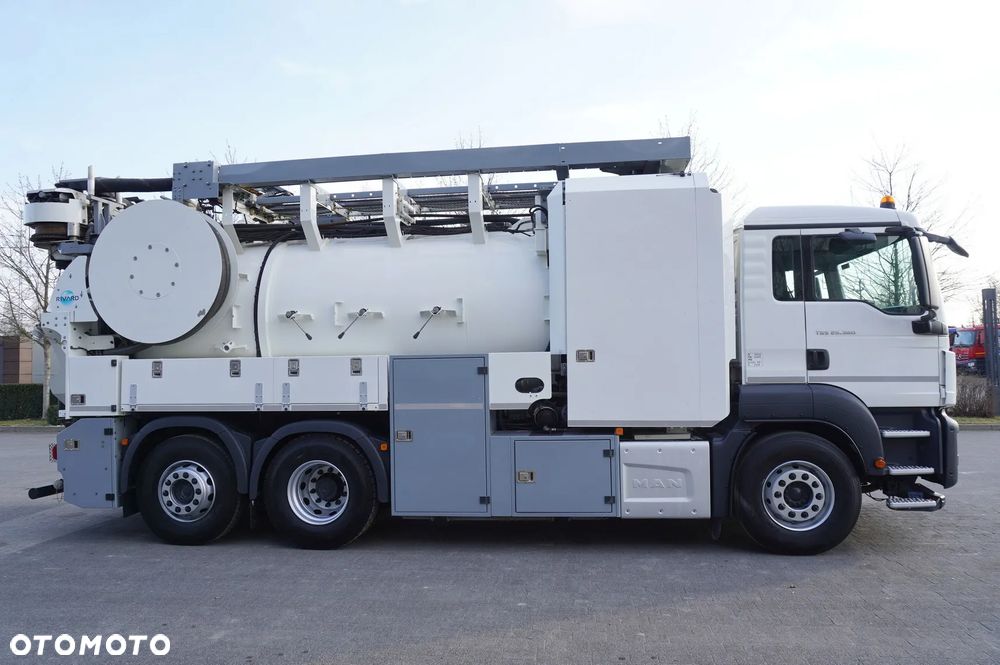 MAN TGS 26.360 E6 / Zabudowa WUKO Rivard 18 m3 / 180 tys. km / oś skrętna - 8