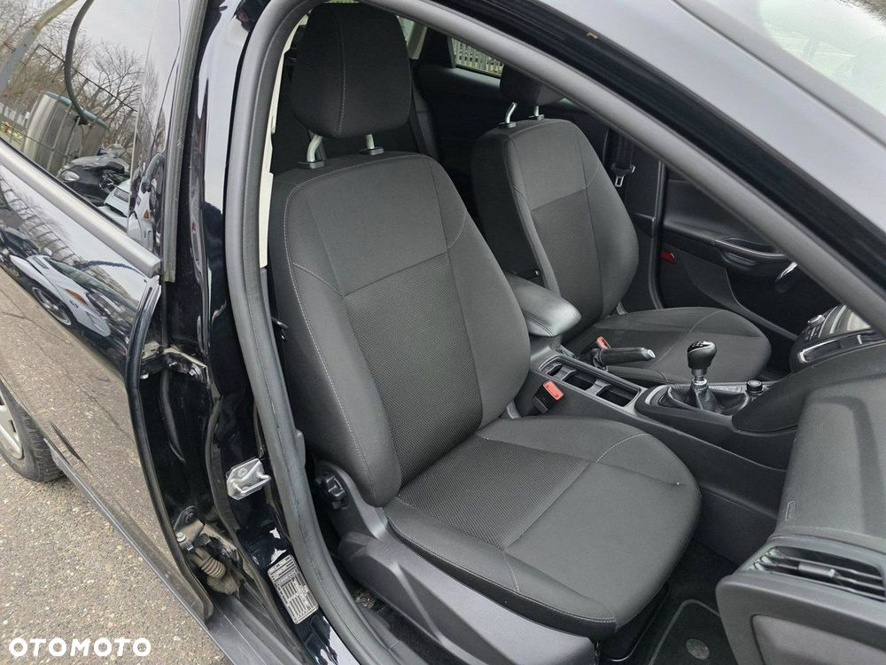 Ford Focus 1.0 EcoBoost Gold X (Edition) - 31