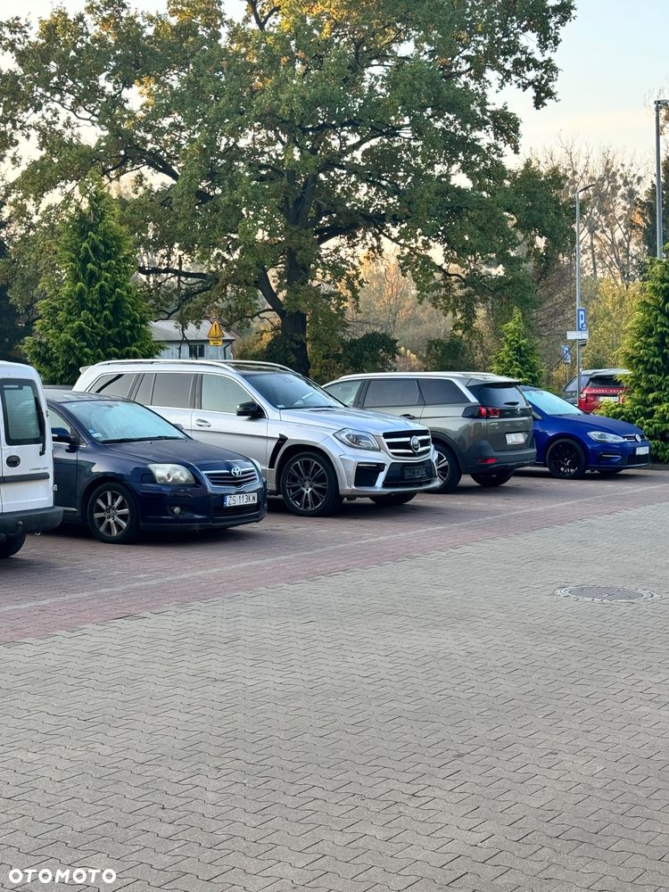 Mercedes-Benz GL - 40