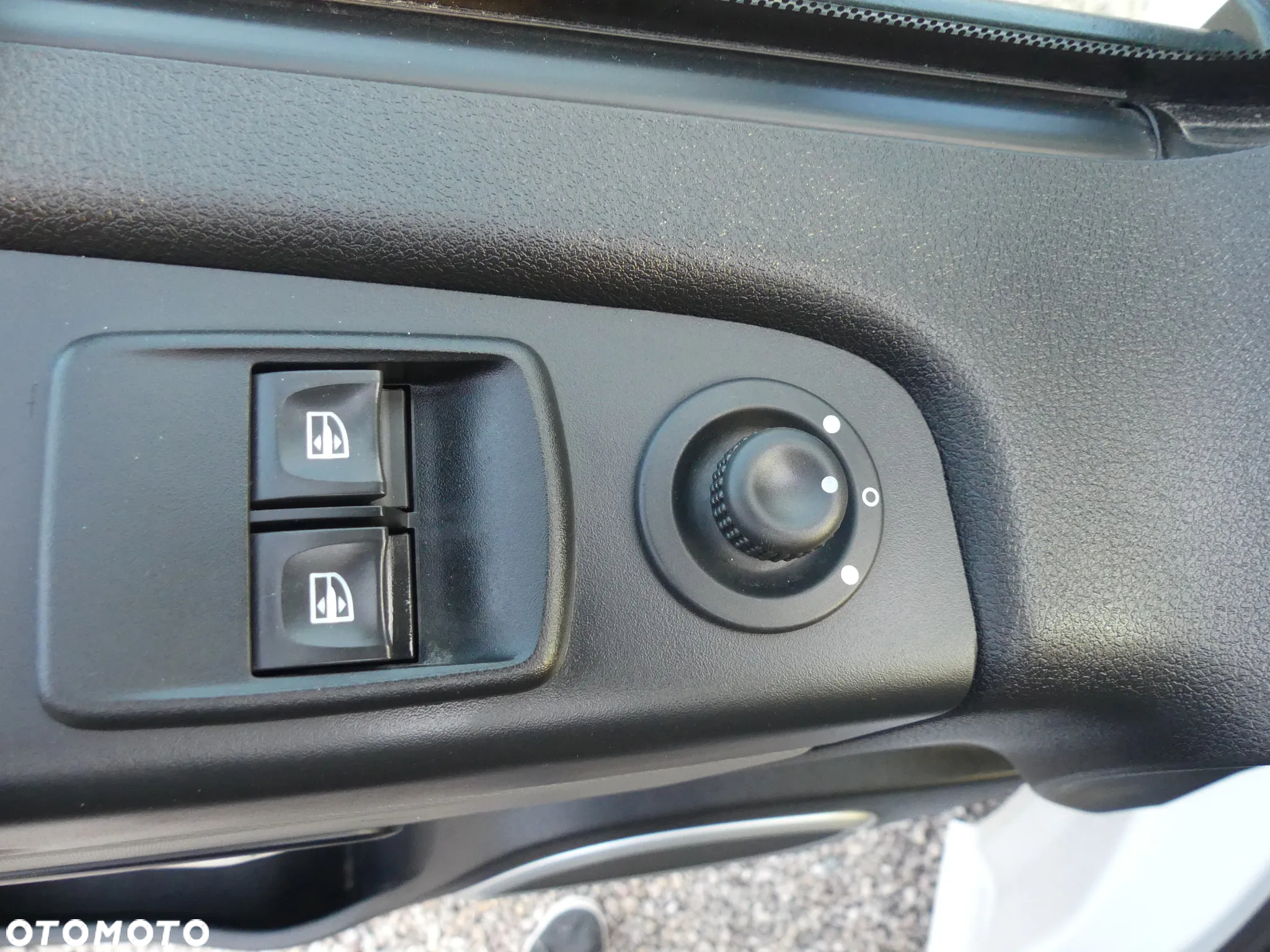 Renault TRAFIC - 12