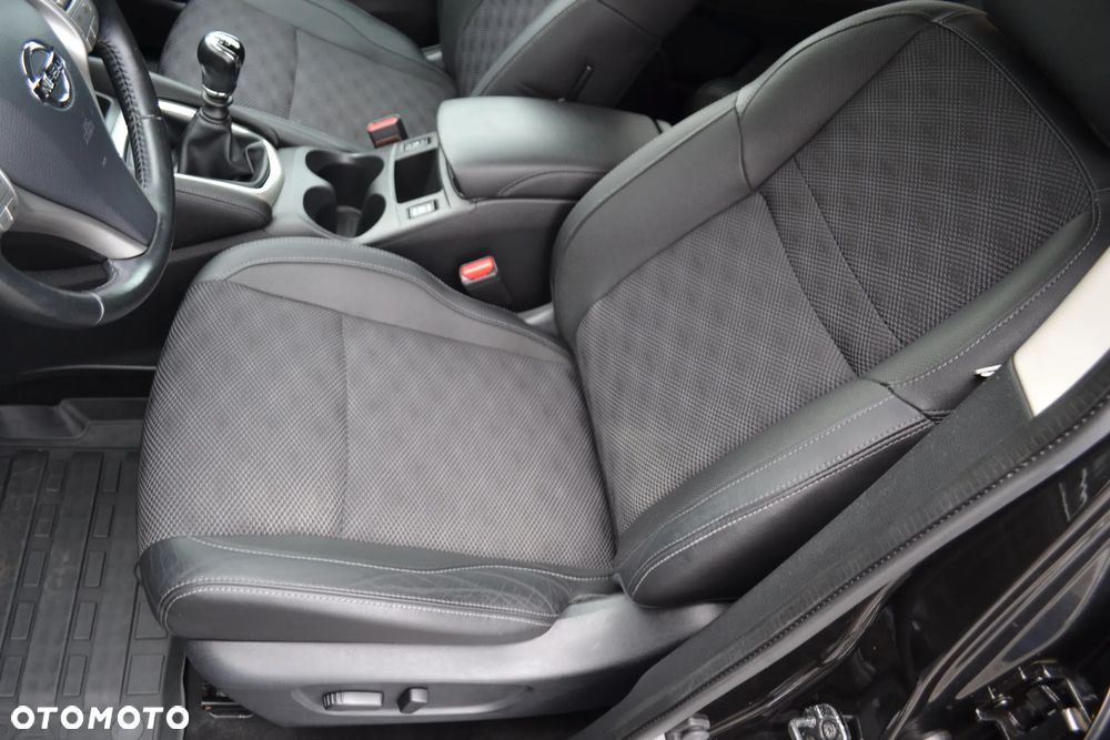 Nissan Qashqai - 17