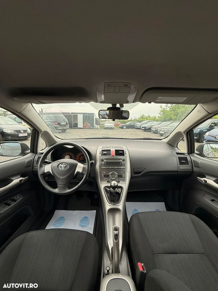 Toyota Auris 1.4 Luna Plus - 20