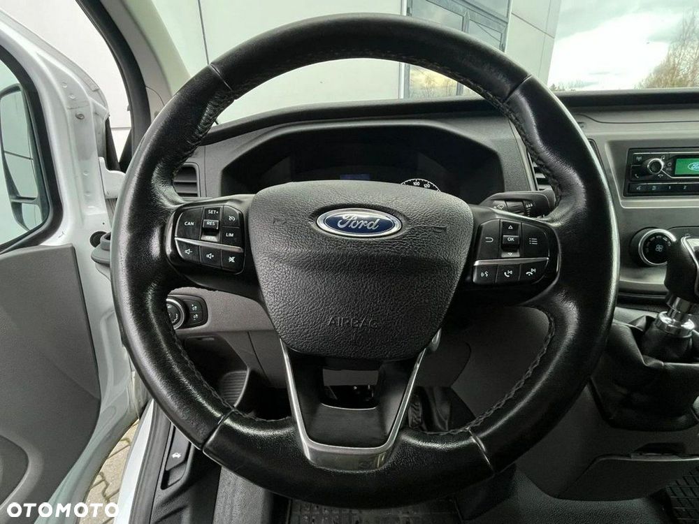 Ford Transit Custom - 19