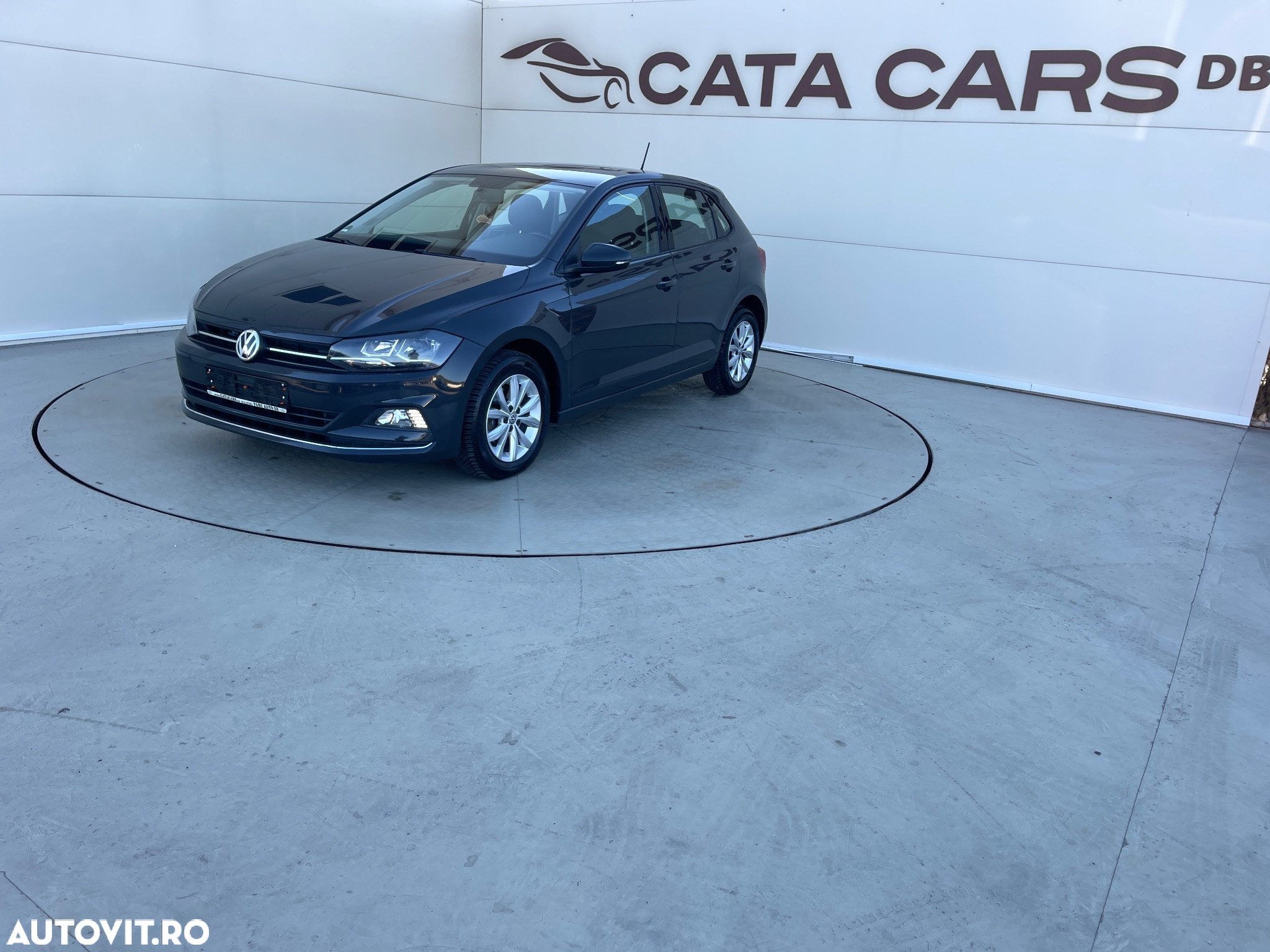 Volkswagen Polo 1.6 TDI SCR DSG Comfortline - 4