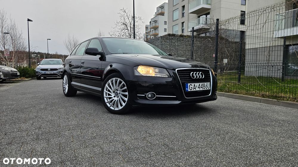 Audi A3 Sportback 1.6 TDI DPF Attraction - 2
