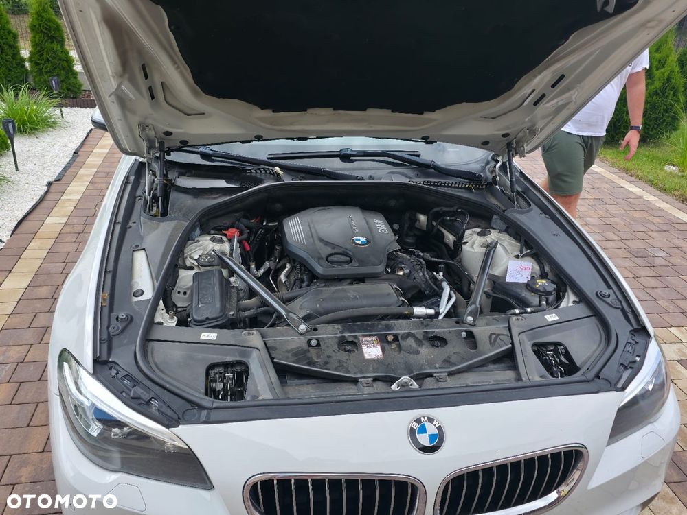 BMW Seria 5 520d xDrive M Sport sport - 9