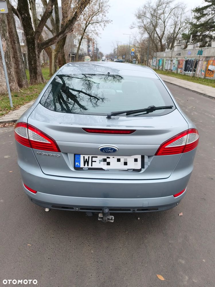 Ford Mondeo 2.0 Ghia - 2
