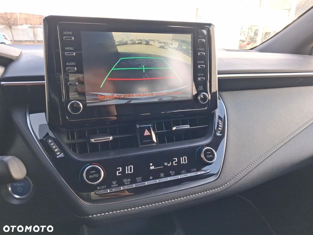 Toyota Corolla 1.8 Hybrid Comfort - 23