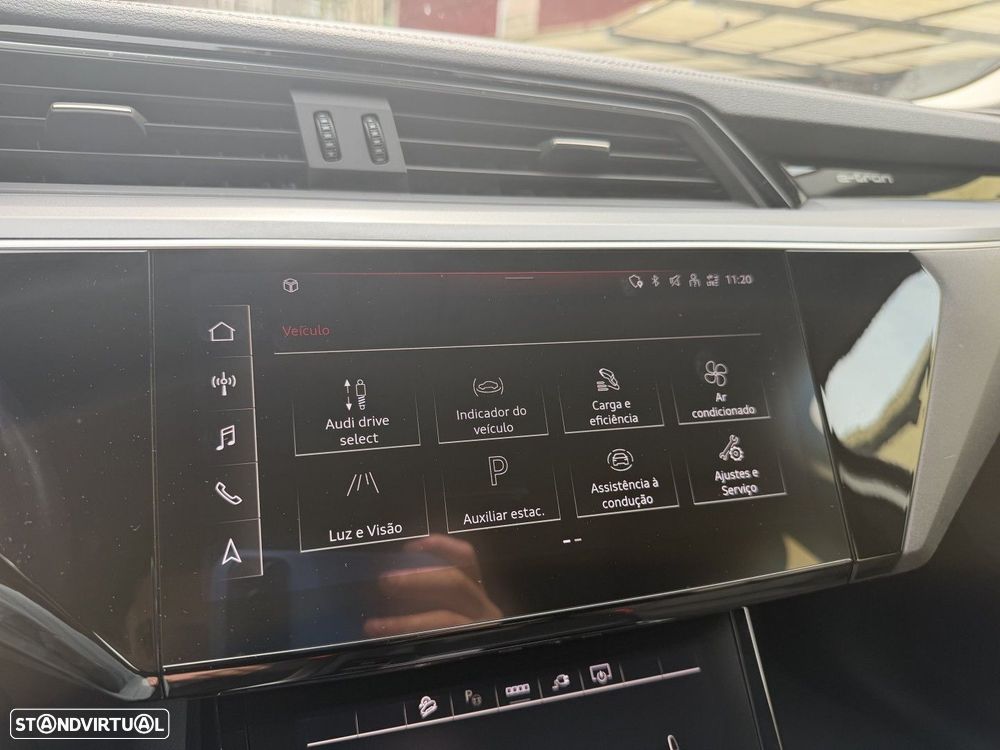 Audi e-tron 50 quattro - 48