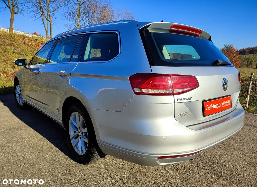 Volkswagen Passat 2.0 TDI SCR Business - 11