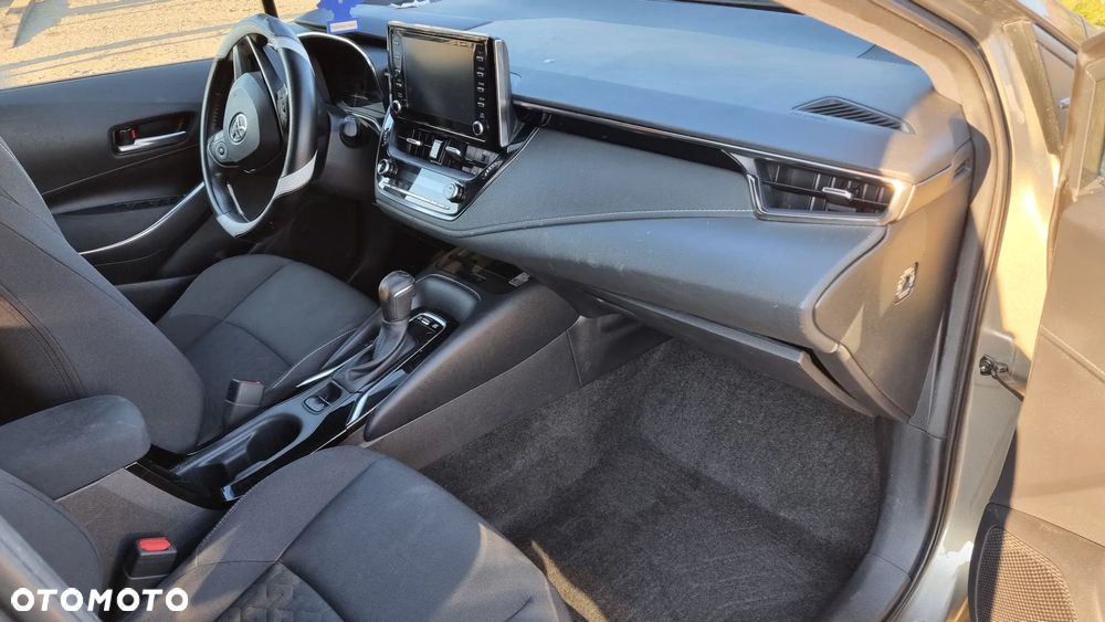 Toyota Corolla 1.8 Business Edition - 15