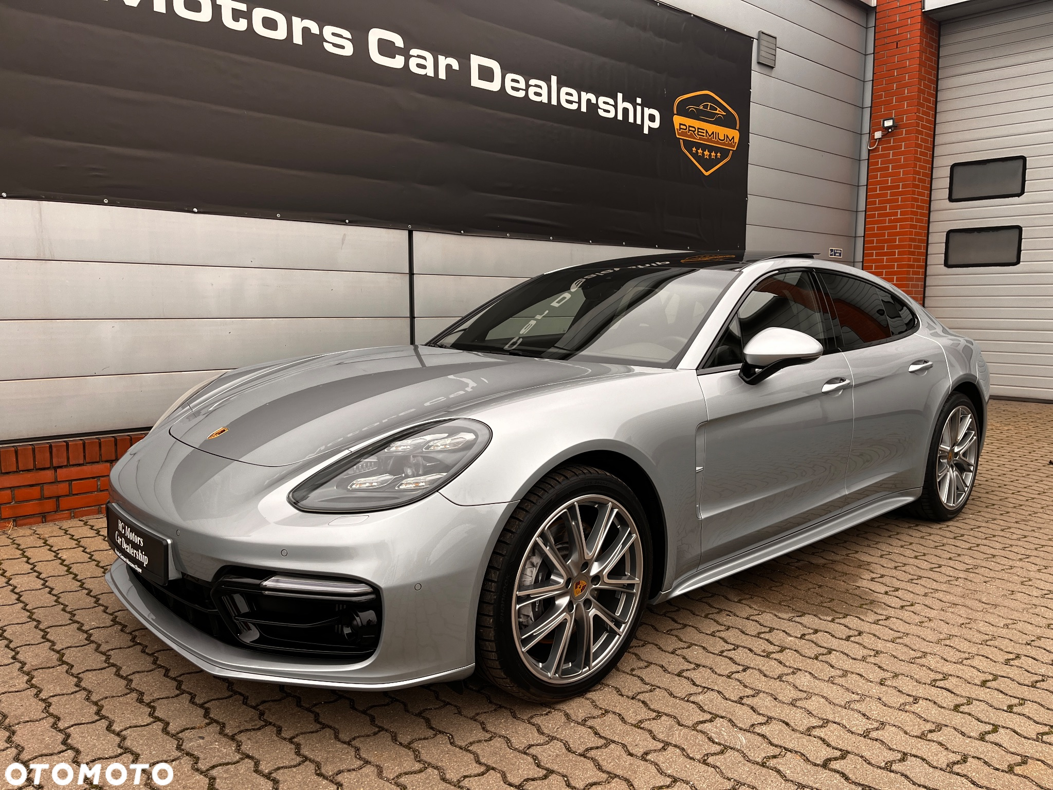 Porsche Panamera 4 - 5