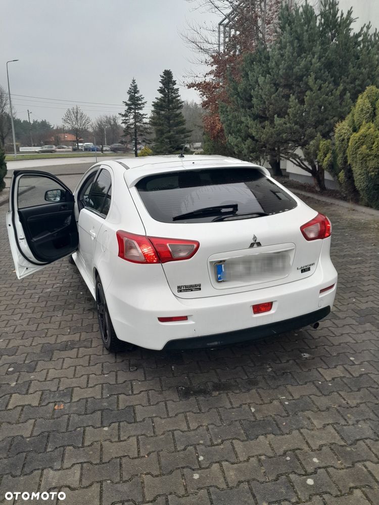 Mitsubishi Lancer 1.6 Invite - 8