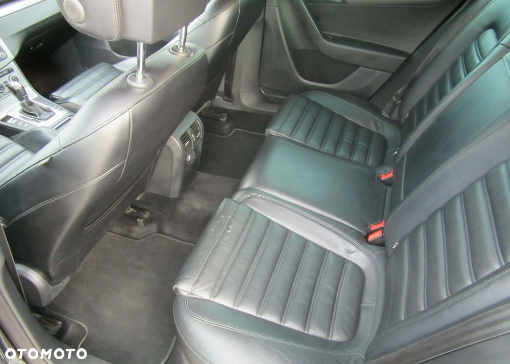 Volkswagen Passat 2.0 TDI 4Motion DSG BlueMotion Tech Highline - 15