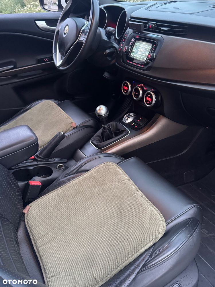 Alfa Romeo Giulietta 1.4 TB MultiAir Distinctive - 13