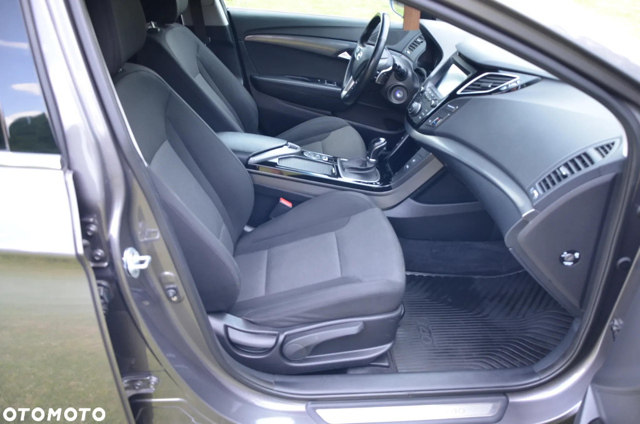 Hyundai i40 1.6 CRDi Premium DCT - 17
