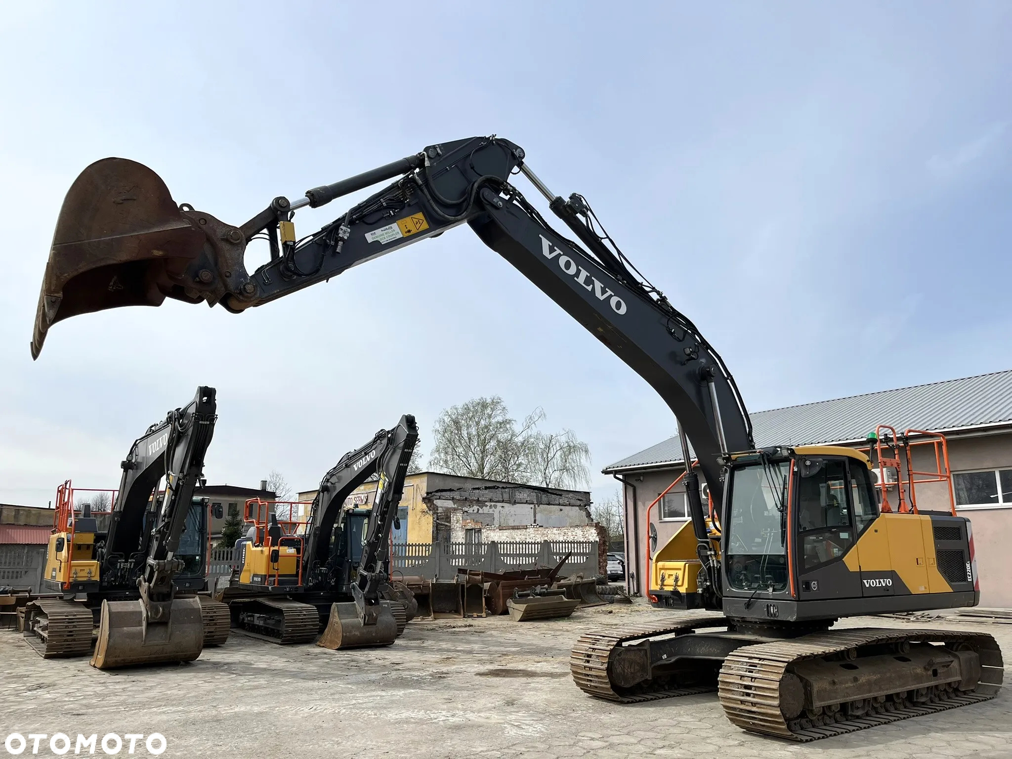 Volvo EC220EL - 22