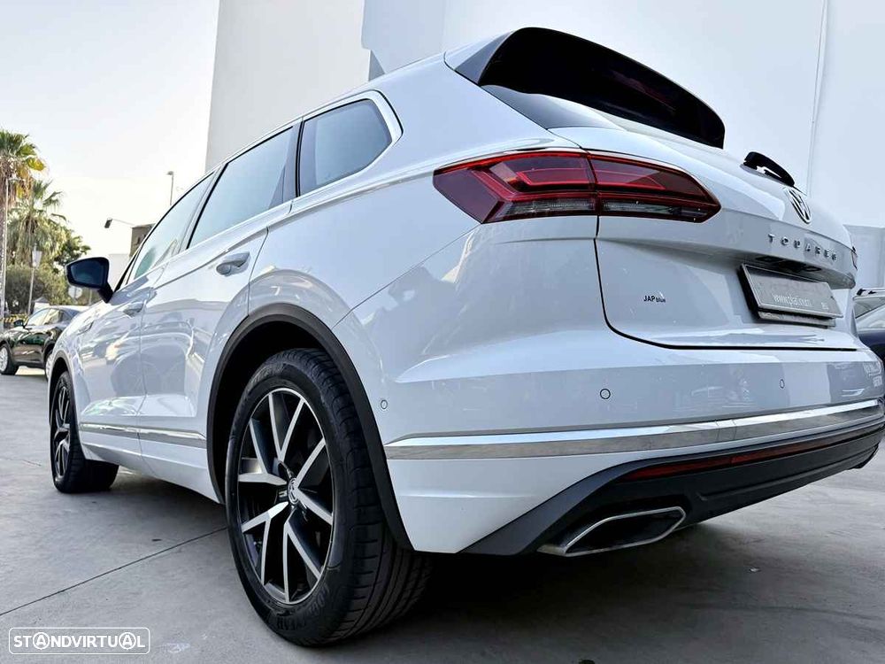 VW Touareg 3.0 TDI V6 Elegance Plus - 49