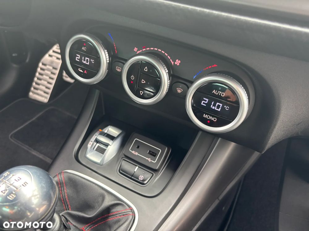 Alfa Romeo Giulietta 1.4 TB 16V Super - 18
