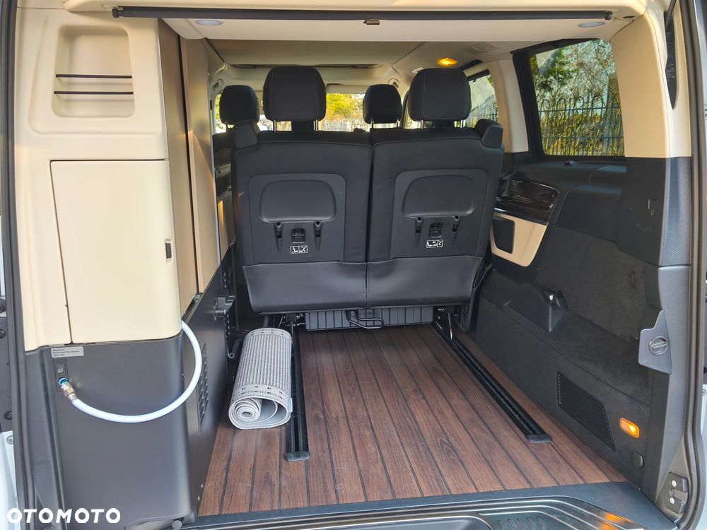 Mercedes-Benz Klasa V - 23