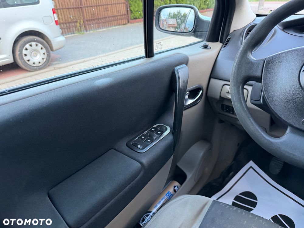 Renault Scenic 1.6 Confort Expression - 21
