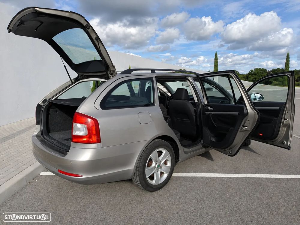 Skoda Octavia Break 1.6 TDi Ambition - 12