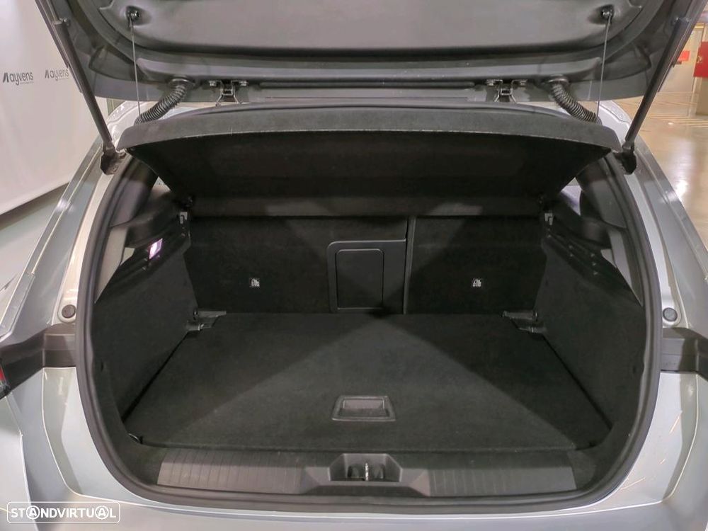 Opel Astra 1.5 D Elegance - 10