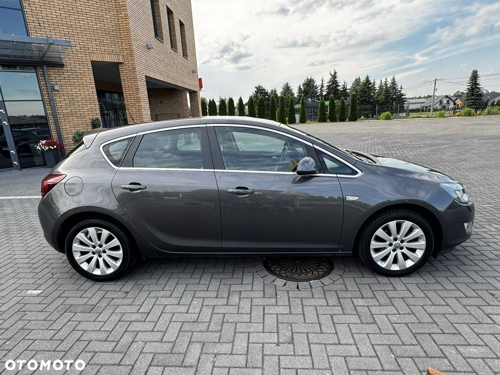 Opel Astra - 12