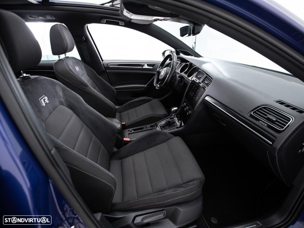 VW Golf Variant R 4Motion (BlueMotion ) DSG - 11