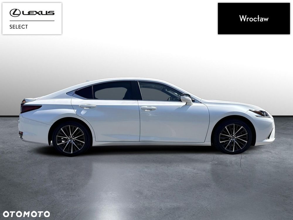 Lexus ES 300h Business Edition - 7
