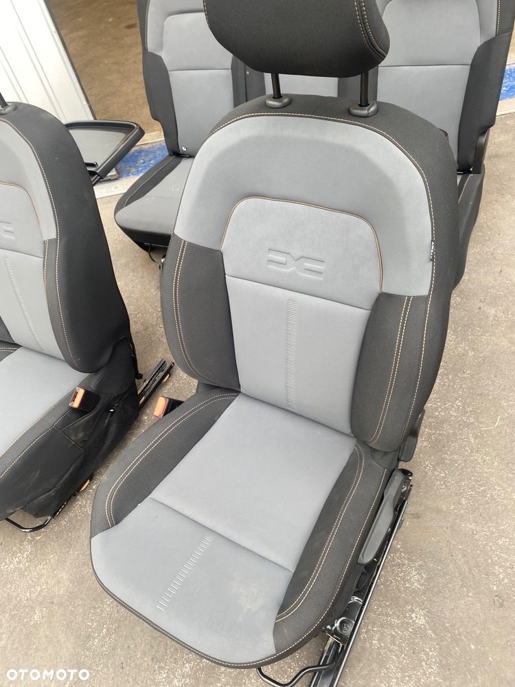 DACIA JOGGER lift  IGŁY ! NOWE ! 2,8 tys. km! ZE STOLIKAMI Alcantara skóra skórzane półskóra KANAPA FOTELE KOMPLET FOTELI SIEDZENIA poduszki w fotel poduszka fotela  alkantara STOLIKI Wwa - 9