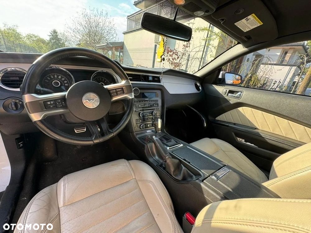 Ford Mustang 3.7 V6 Premium - 7