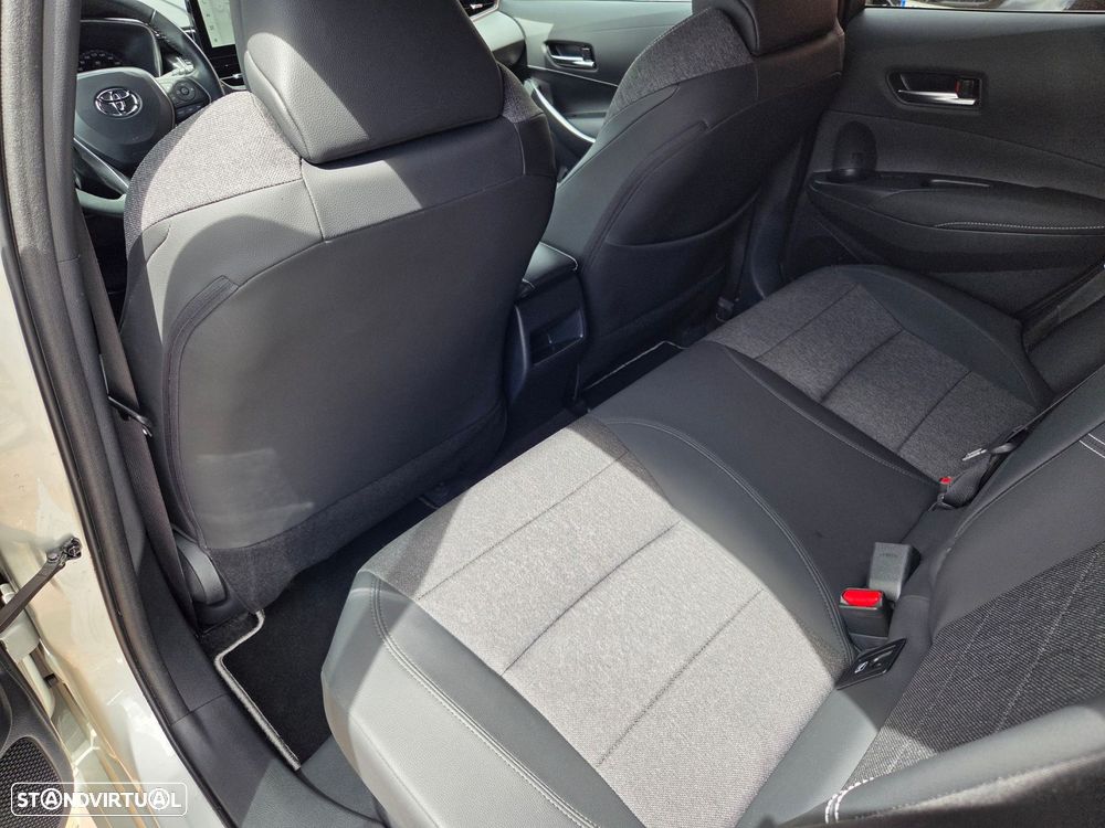 Toyota Corolla - 26