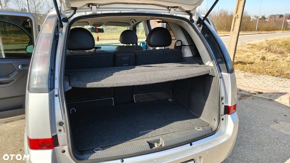Opel Meriva 1.6 Cosmo - 8