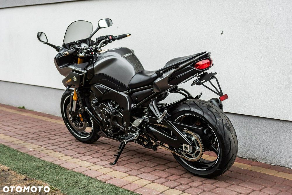 Yamaha FZ - 4