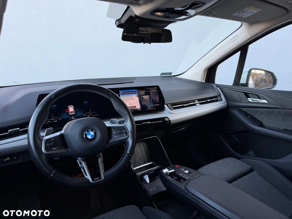 BMW Seria 2 218d - 14